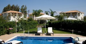 Mamfredas Luxury Resort