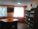 Детская библиотека Мерзликина (ул. Космонавтов, 7, Новоалтайск), библиотека в Новоалтайске