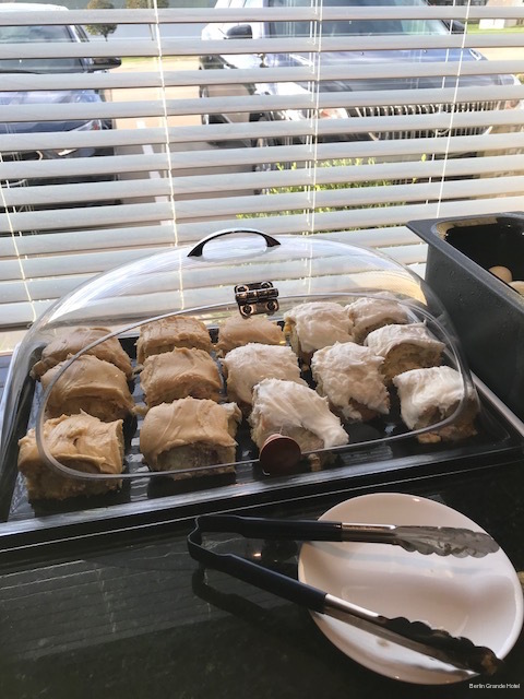 Фото Berlin Grande Hotel