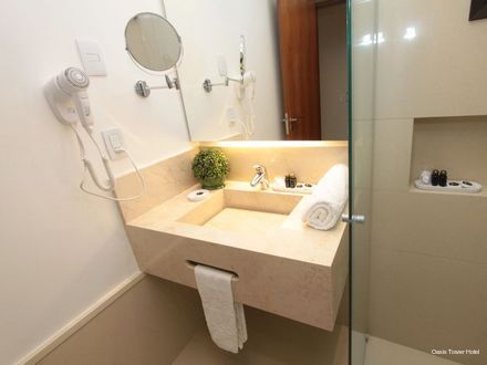 Фото Oasis Tower Hotel