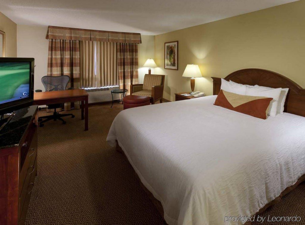 Фото Hilton Garden Inn Arcadia/Pasadena Area