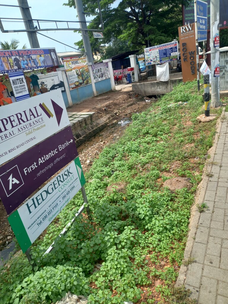 Furniture store Home Delight, Accra, photo