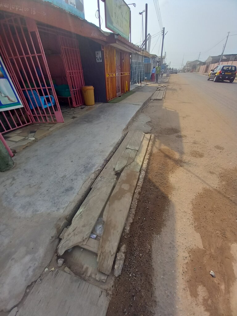 Medical center, clinic Priority, Accra, photo