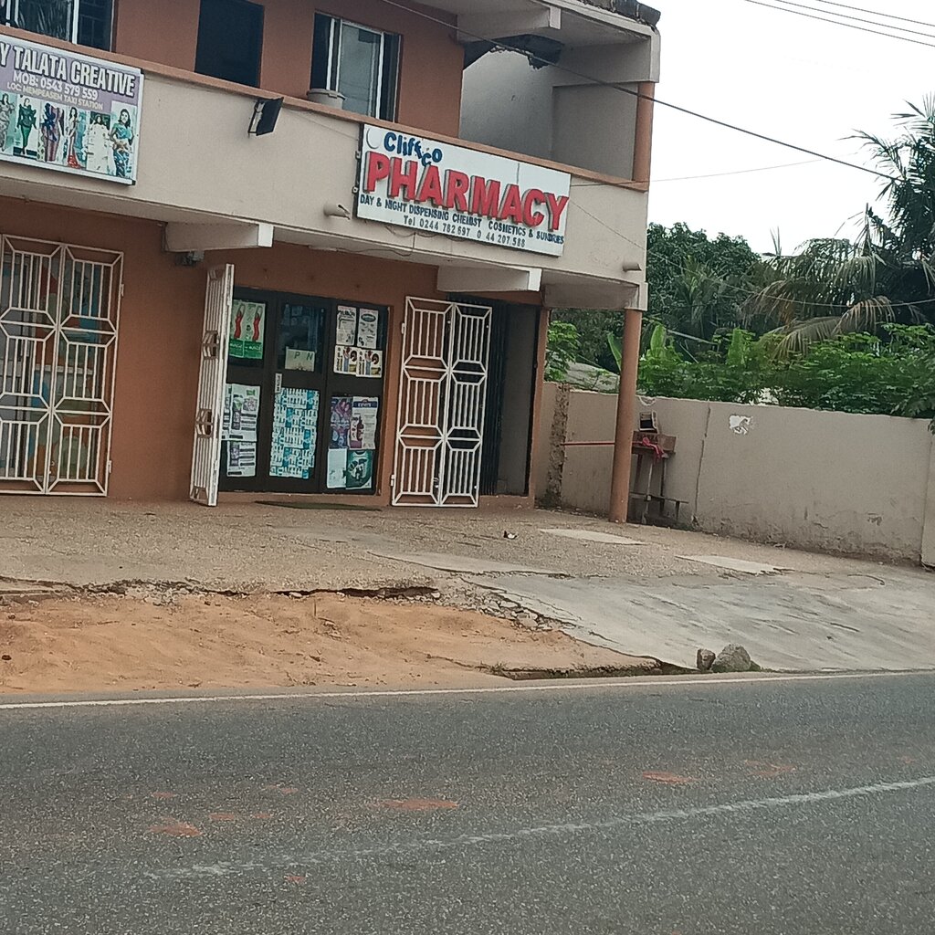 Pharmacy Cliffco, Accra, photo