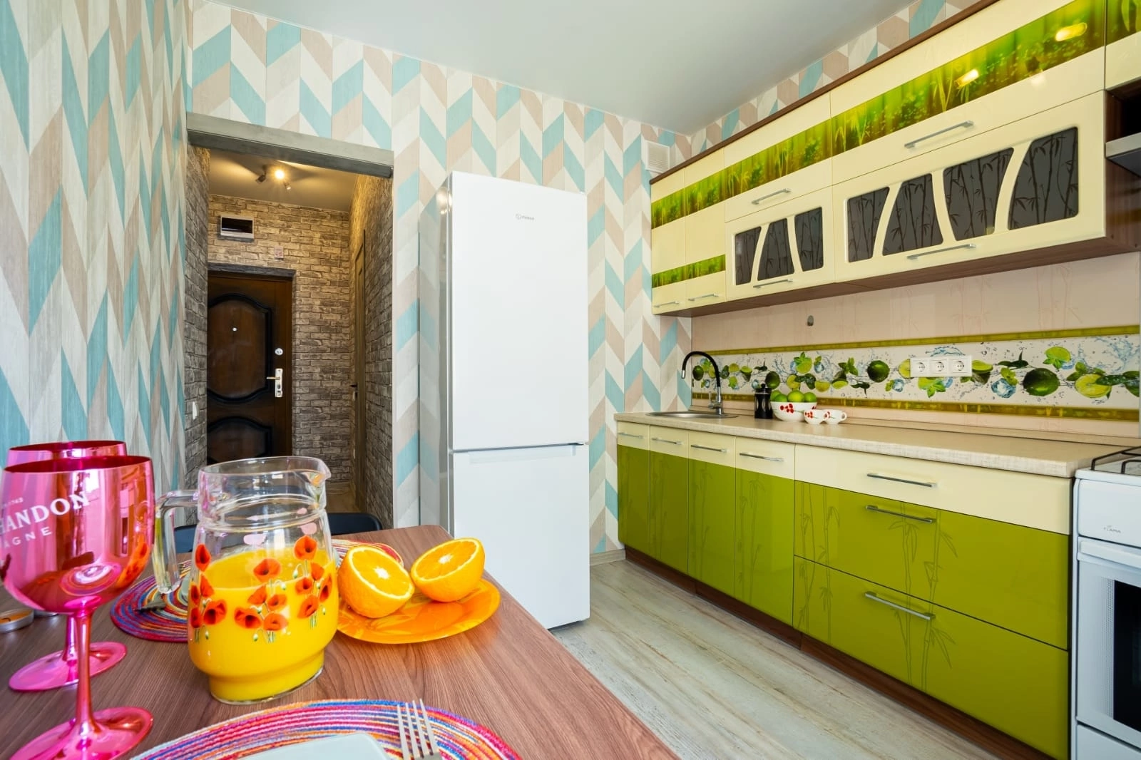 Фото отеля 1