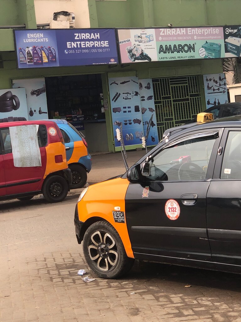 Auto parts and auto goods store Zirrah Enterprise, Accra, photo