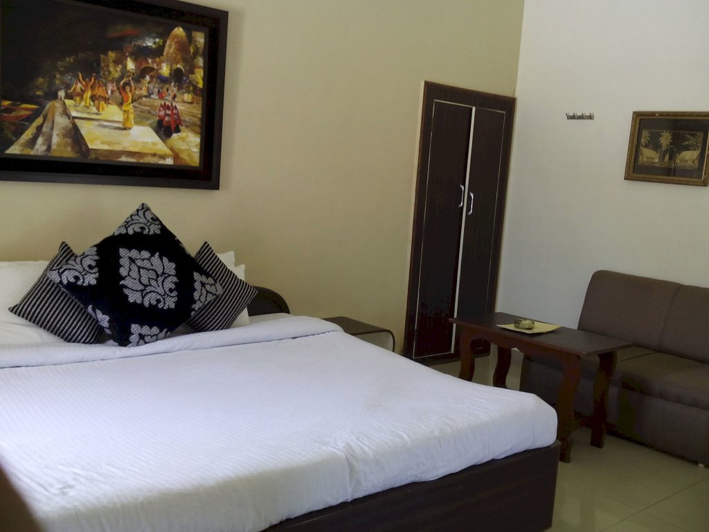 Фото Hotel Karnavati