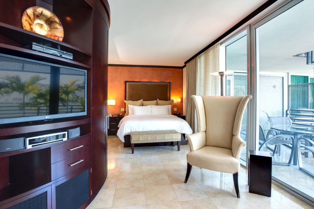 Фото Crowne Plaza South Beach - Z Ocean Hotel