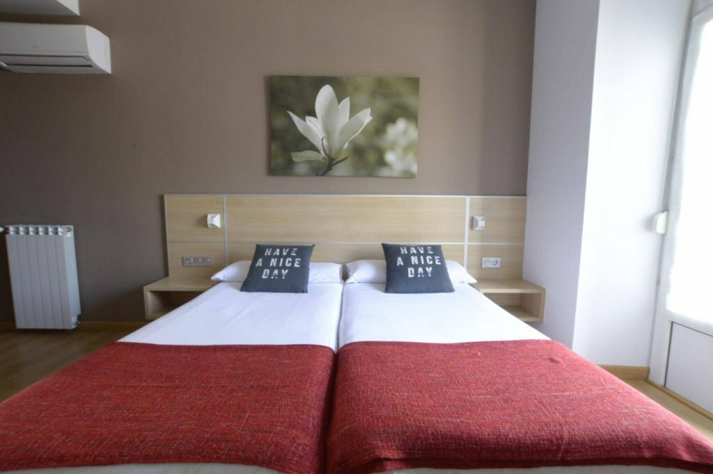 Hotel Pensión Kursaal, San Sebastian, photo