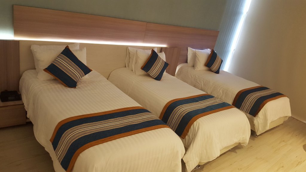 Фото Hotel Catedral Plaza