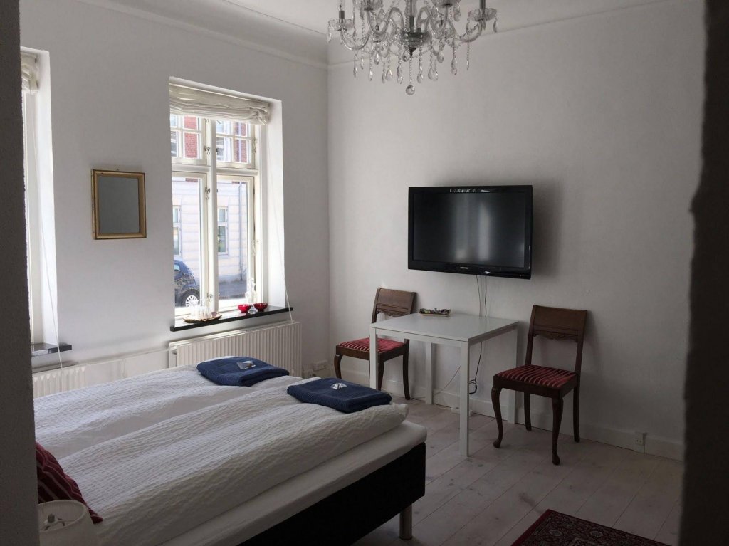 Фото Sweethome Guesthouse