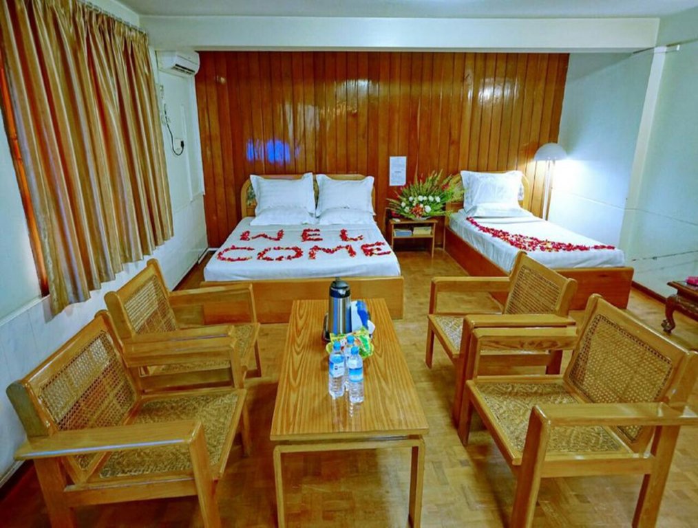 Фото Taim Phyu Hotel