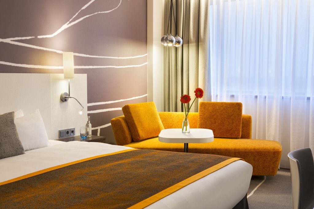 Фото Holiday Inn Amsterdam