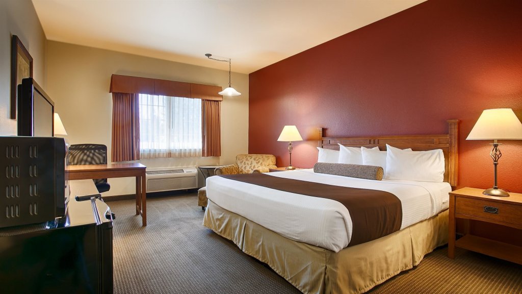 Фото Best Western Rose Quartz Inn