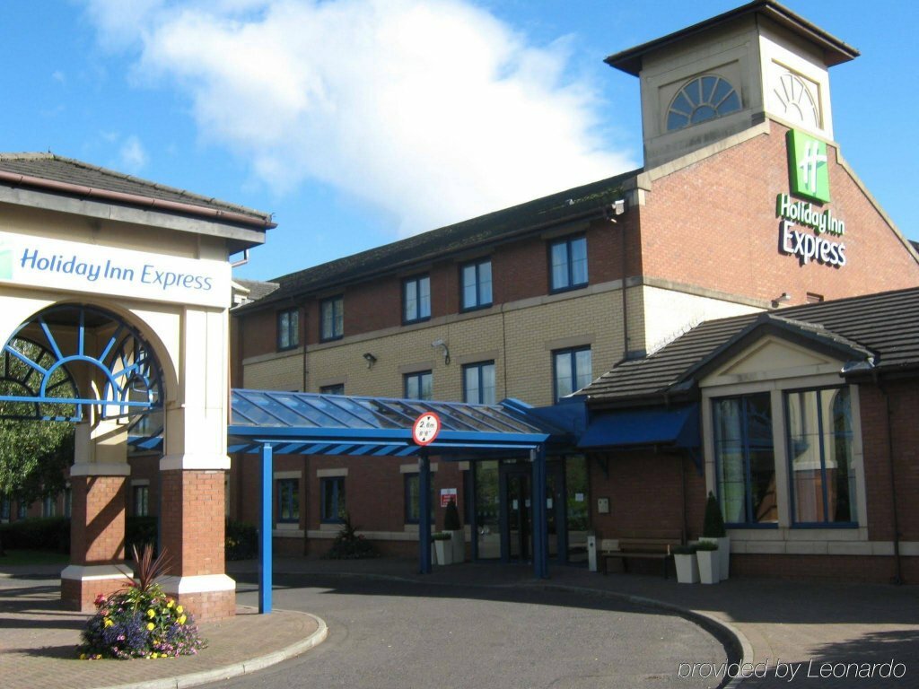 Hotel Holiday Inn Express Strathclyde Park M74 Jct 5 by Ihg, Scotland, photo