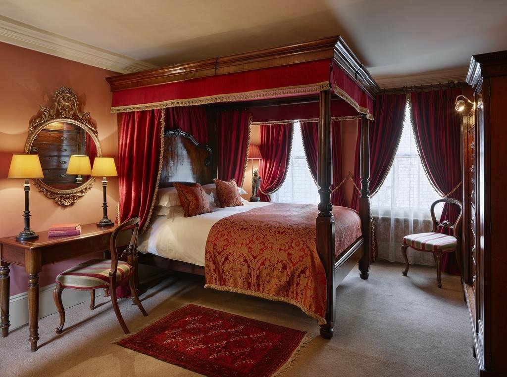 Erotic hotels in england