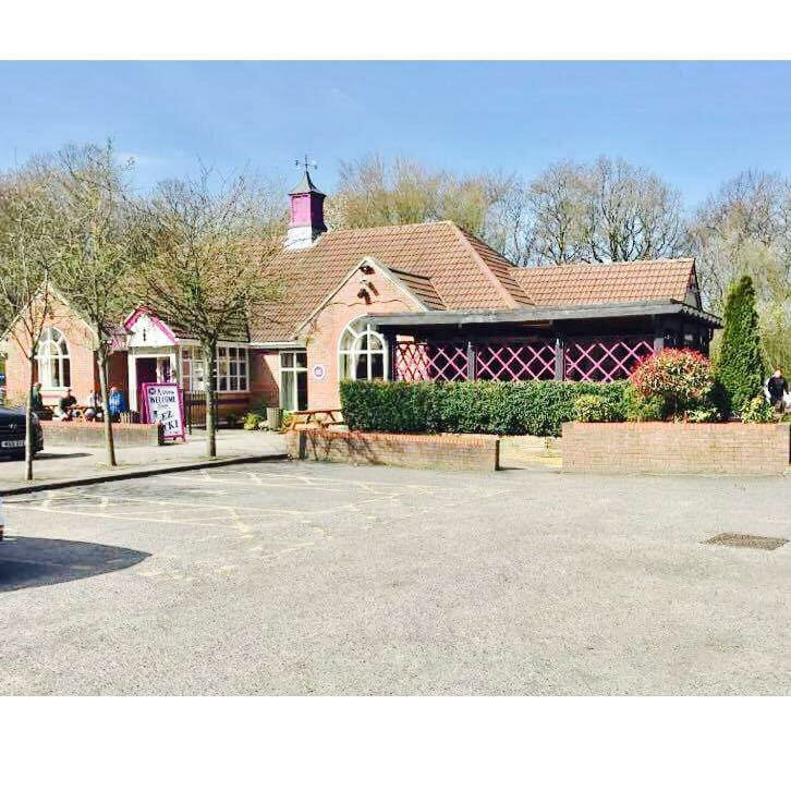 Bar, pub Seven Woods, England, photo