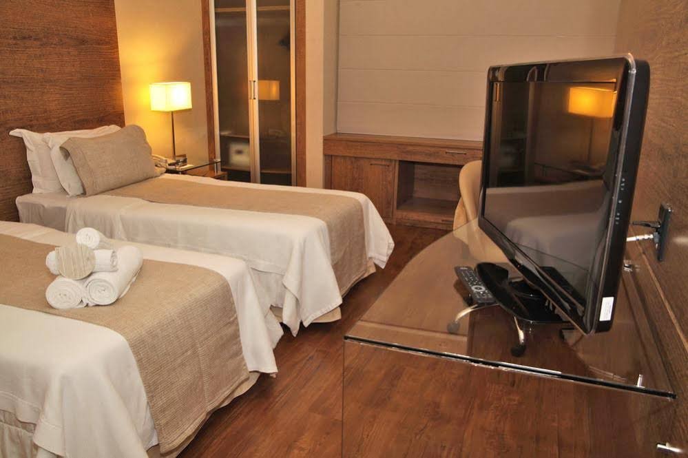 Фото Majestic Palace Hotel