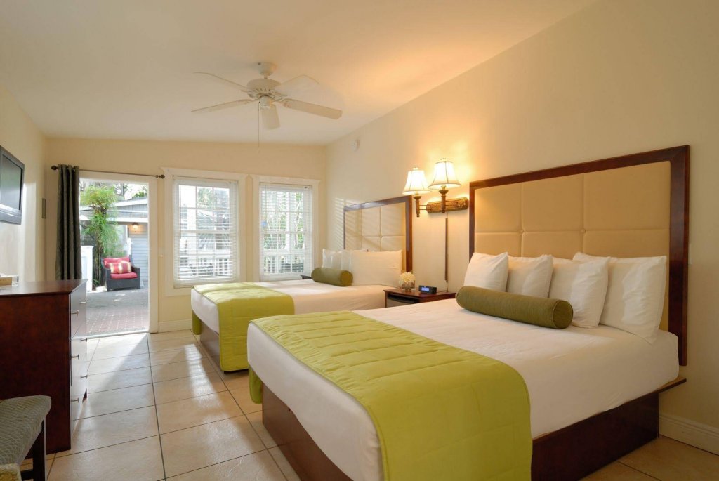 Фото Kimpton Winslow's Bungalows, an Ihg Hotel