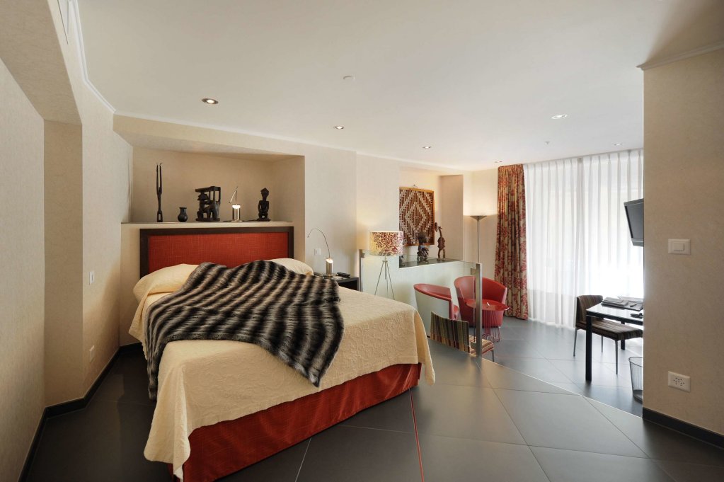 Фото Hotel Victoria