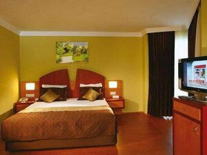 Limak Limra Hotel & Resort (Antalya, Kemer District, Kiris Neighborhood, Coast Avenue, 11), hotel