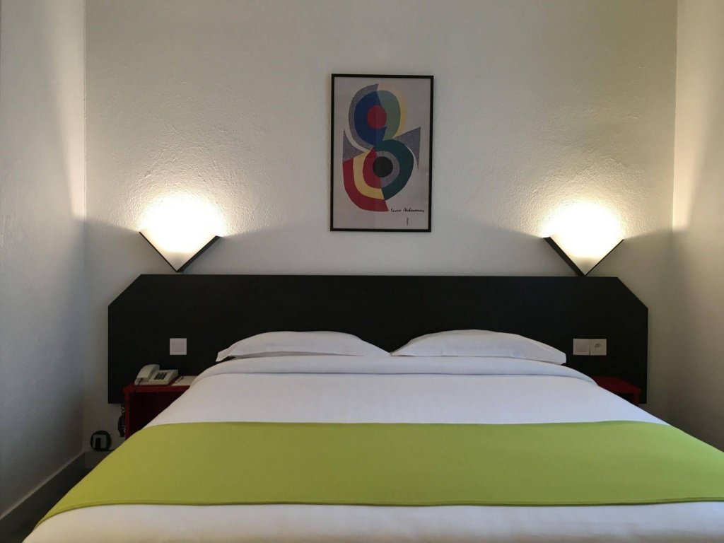 Фото Boulogne Résidence Hotel