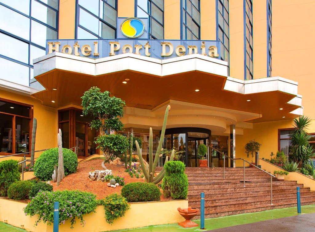 Фото Port Denia Hotel