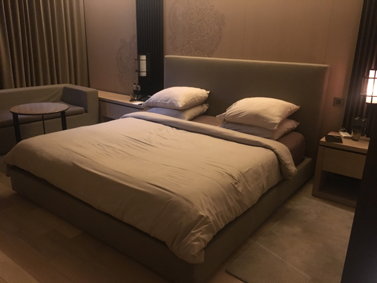 Фото Roseate House