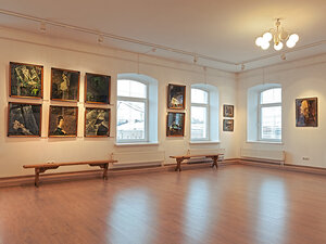 Yasnaya polyana (Oktyabrskaya Street, 12), exhibition center