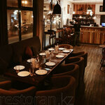 Eat khinkali, drink wine (Tole Bi Street, 4Б), restaurant