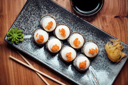 Артынан шашы бар киска