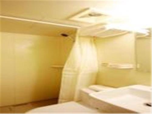 Фото Holiday Inn Express Jinan Jingshi Road