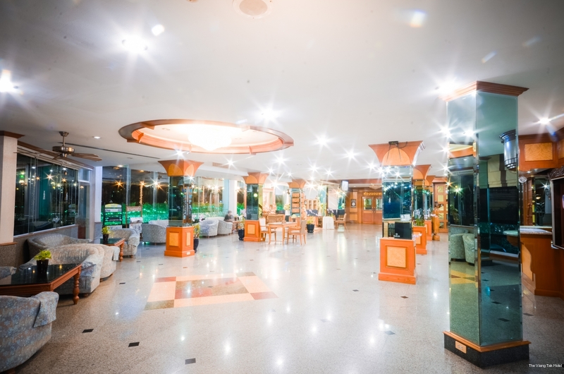 Фото The Viangtak Riverside Hotel