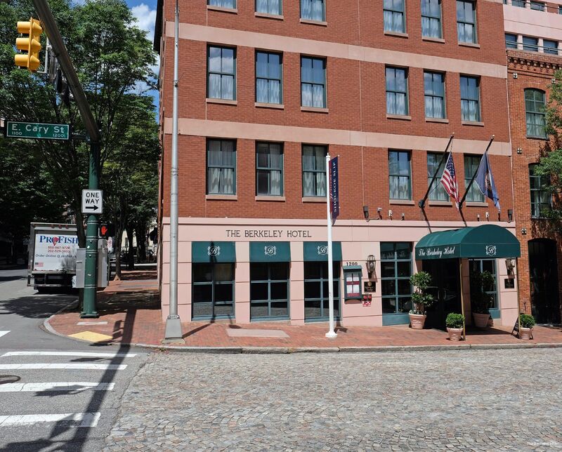 Фото The Berkeley Hotel