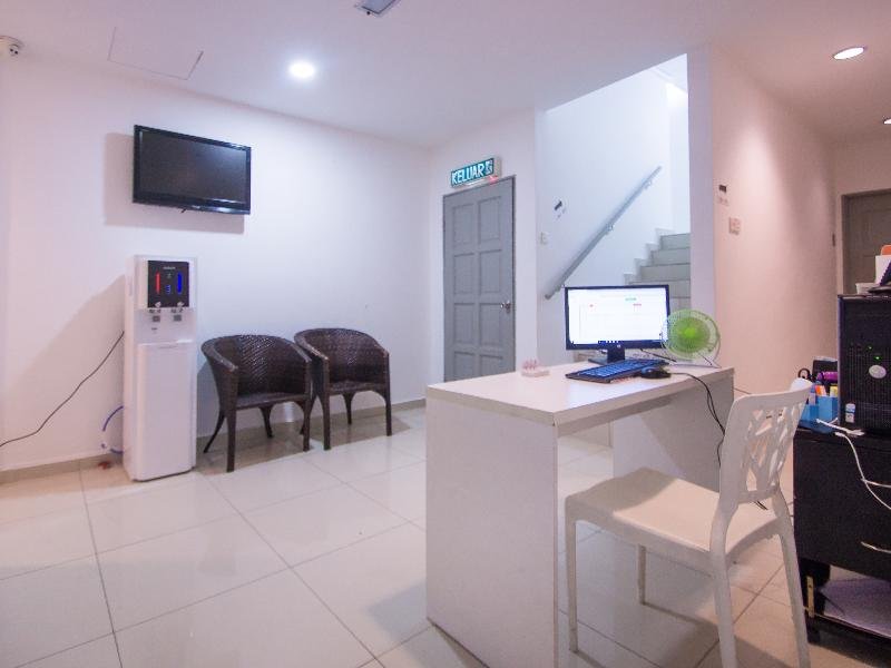 Фото Oyo 89618 Delegant Hotel