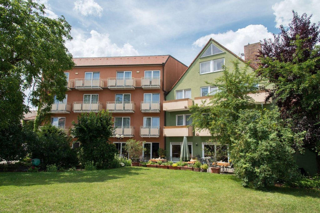 Фото отеля 3