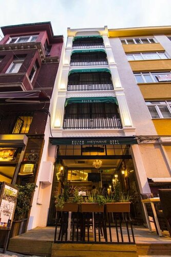 Гостиница Kuzen Otel в Кадыкёй