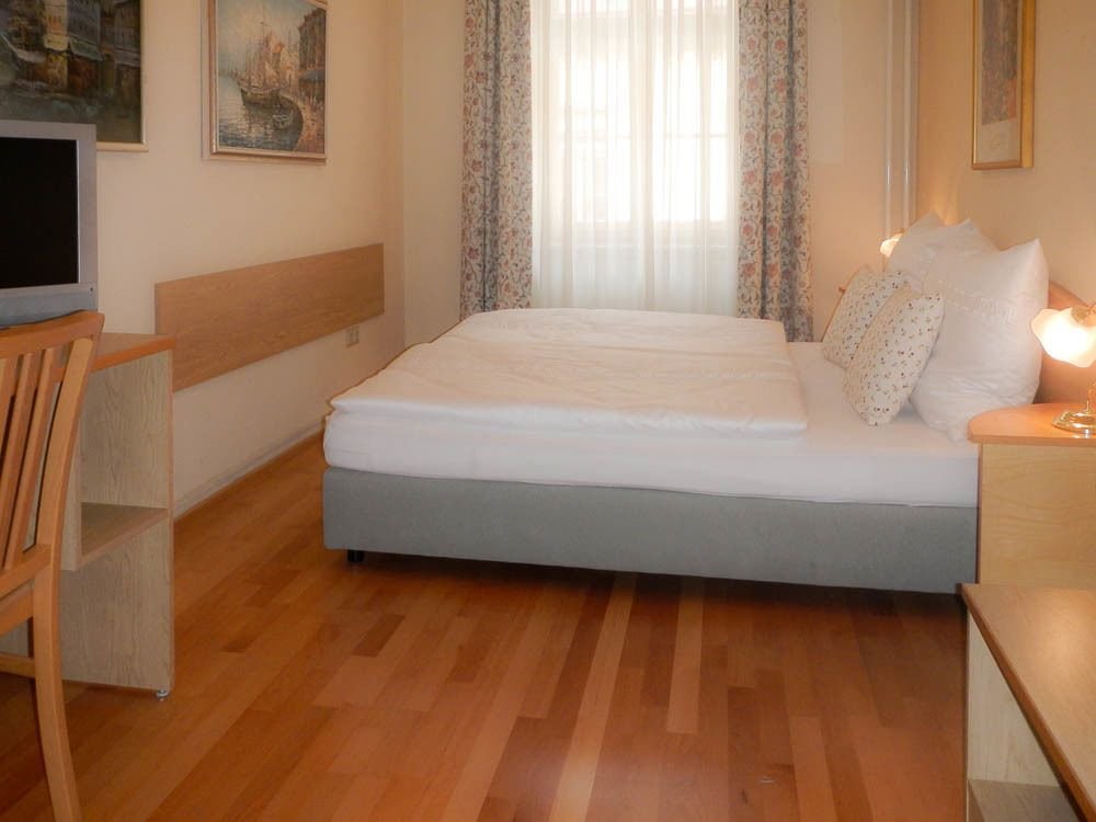 Фото Hotel Graf Stadion