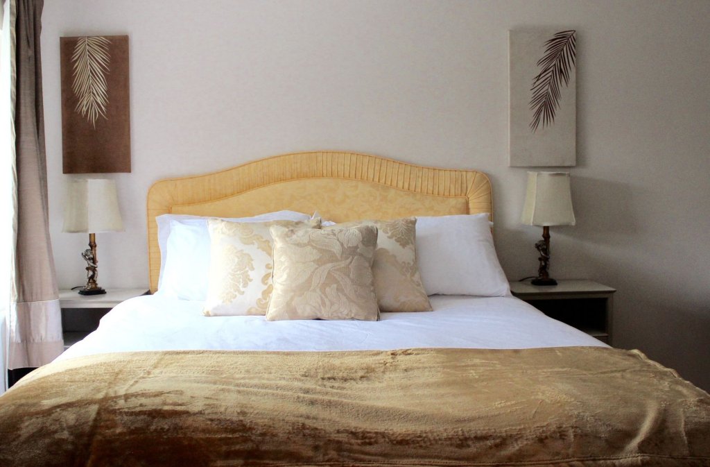 Фото Oyo Vale Lodge