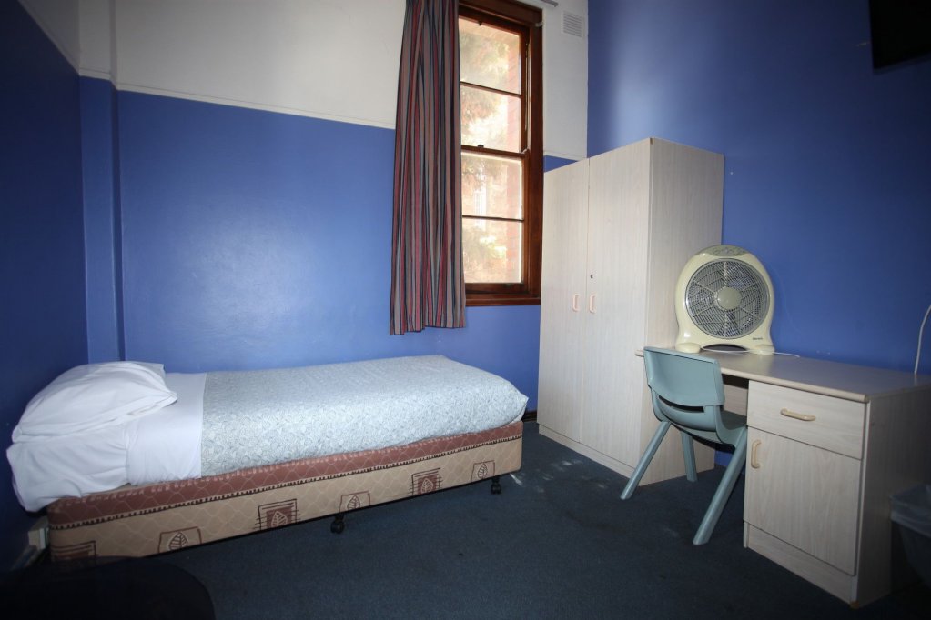 Фото The Old Swan Barracks - Hostel