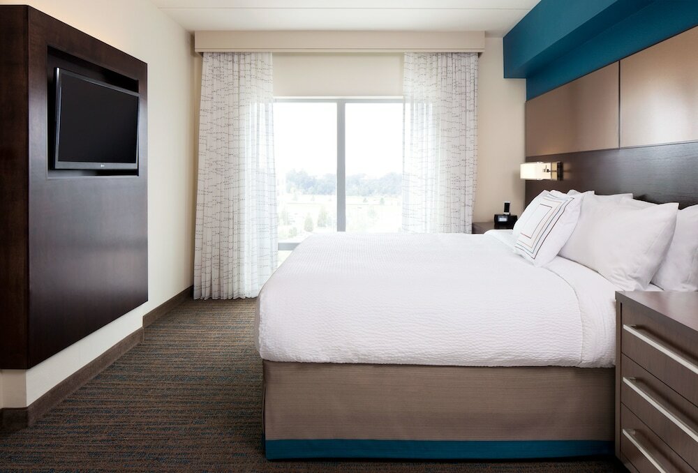 difference between residence inn and towneplace suites marriott