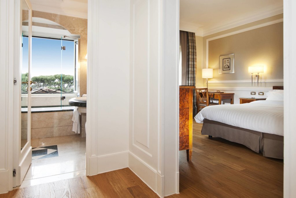 Фото Rome Marriott Grand Hotel Flora