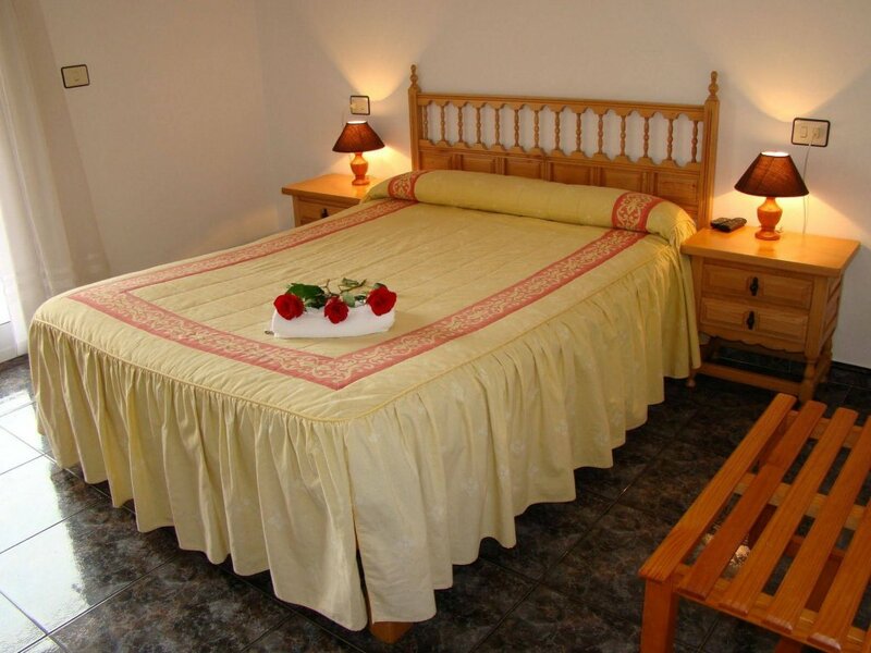 Гостиница Hostal San Roque