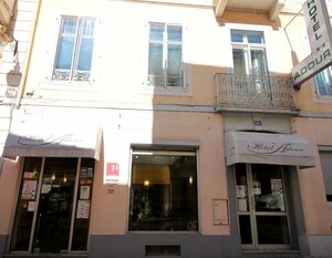 Гостиница Hotel Adour