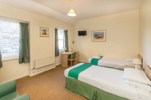 Гостиница Hinsley Hall в Лидсе