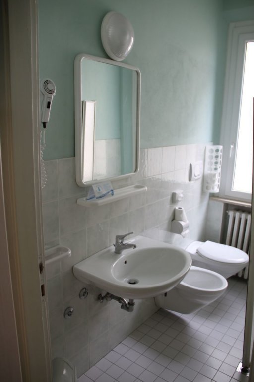 Фото Jammin' Rimini Party Hostel