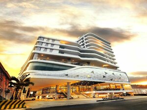 Гостиница Golden Tulip Pontianak