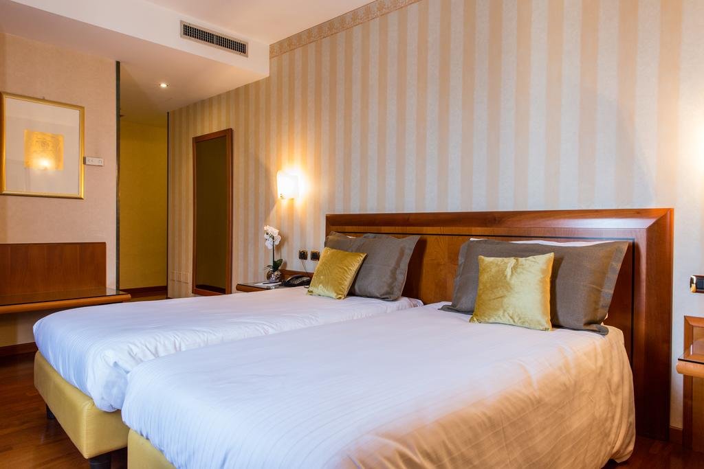 Фото Palace Verona