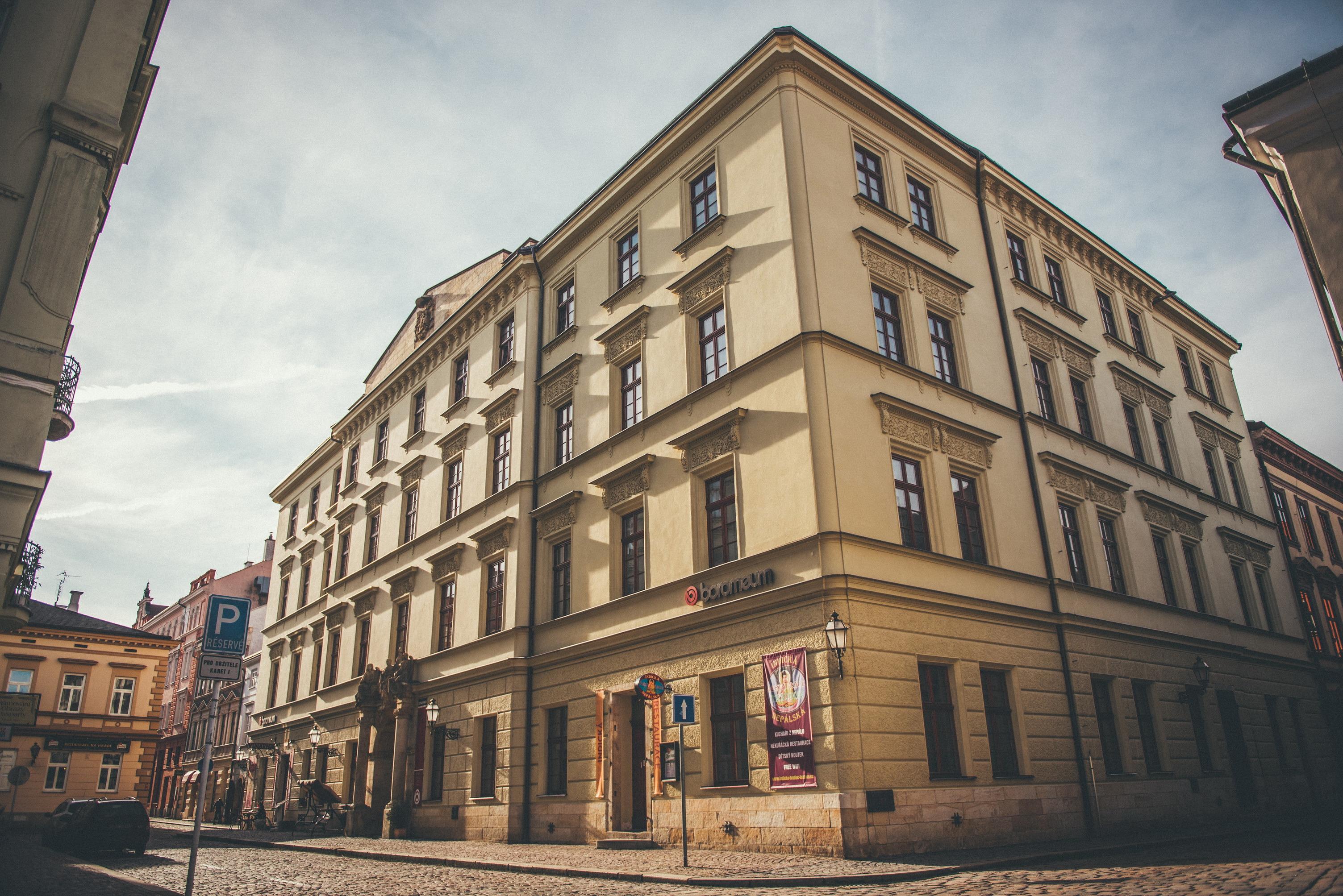 Фото отеля 1