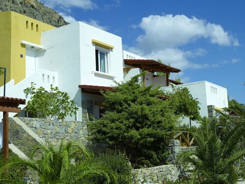 Гостиница Nakou Village в Куцунарях